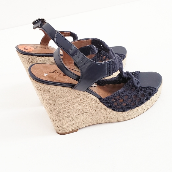 LUCKY BRAND Navy Crochet Wedge Sandals Size 9 1/2 - Picture 6 of 6